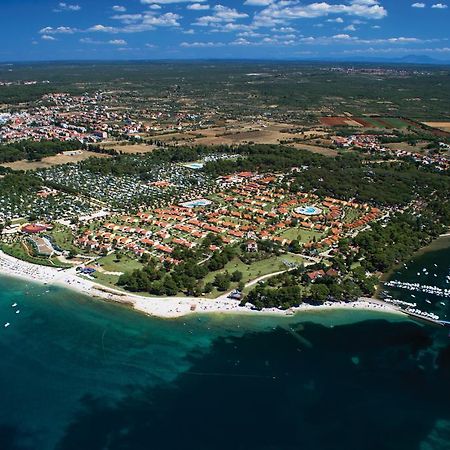 Happy Camp Mobile Homes In Centro Vacanze Bi Village Fažana Екстериор снимка