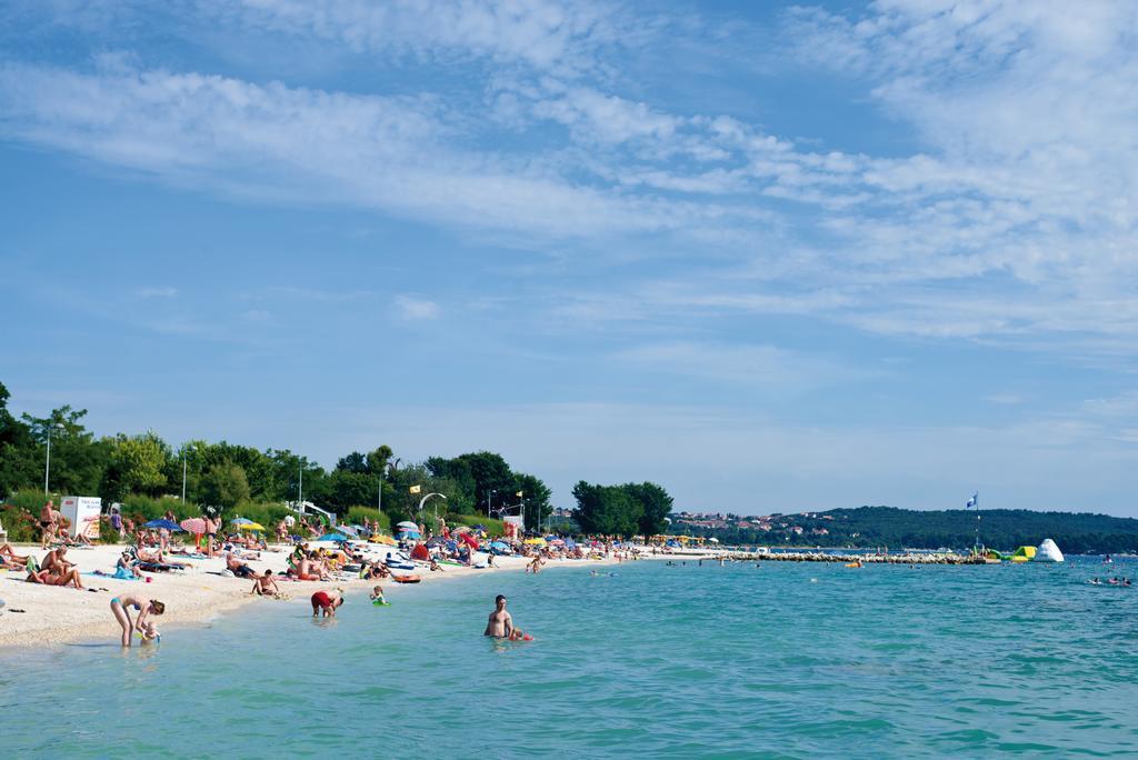Happy Camp Mobile Homes In Centro Vacanze Bi Village Fažana Екстериор снимка
